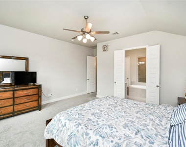 5042 Albany Shores Lane - Photo Thumbnail 26