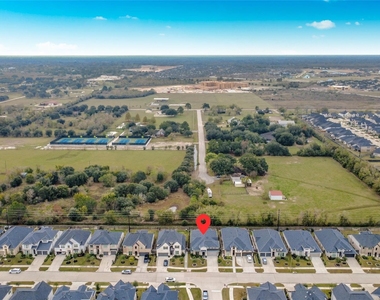 5042 Albany Shores Lane - Photo Thumbnail 37