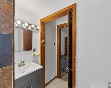 123 Washington - Photo Thumbnail 22