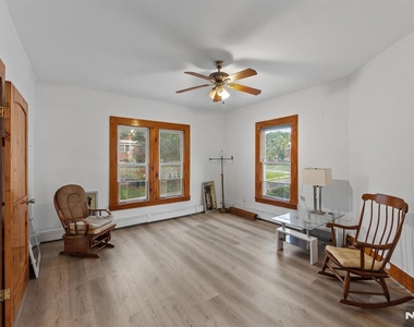 123 Washington - Photo Thumbnail 10