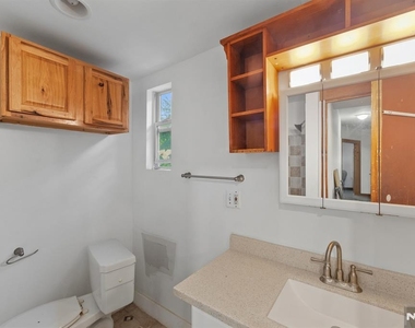 123 Washington - Photo Thumbnail 25