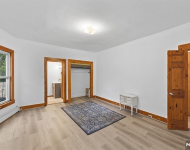 123 Washington - Photo Thumbnail 17