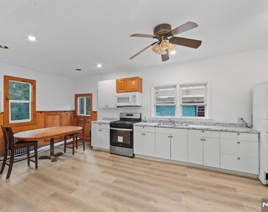 123 Washington - Photo Thumbnail 1