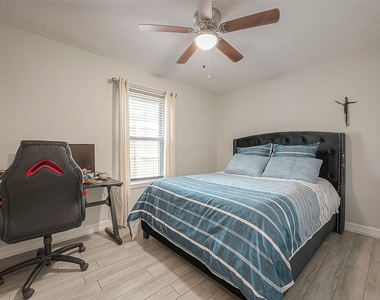 16614 Forest Bend Avenue - Photo Thumbnail 21