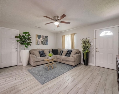 16614 Forest Bend Avenue - Photo Thumbnail 8