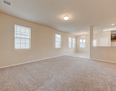 10118 Mariposa Green Court - Photo Thumbnail 3