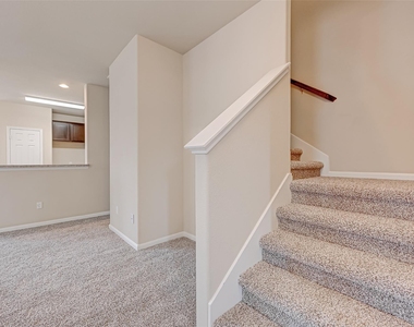 10118 Mariposa Green Court - Photo Thumbnail 10