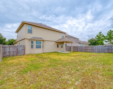 10118 Mariposa Green Court - Photo Thumbnail 13