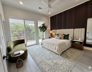 2000 Riverside Farms Road - Photo Thumbnail 4