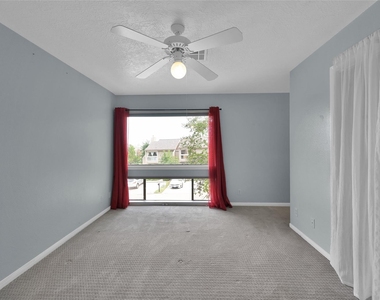 12247 Trail Hollow Drive - Photo Thumbnail 21