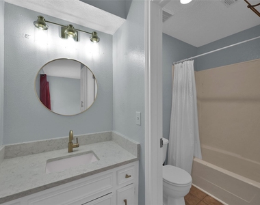 12247 Trail Hollow Drive - Photo Thumbnail 22