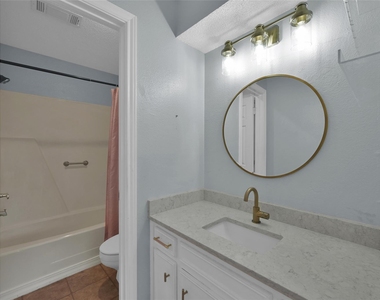 12247 Trail Hollow Drive - Photo Thumbnail 28