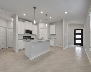 18564 Meadow Point Lane - Photo Thumbnail 3