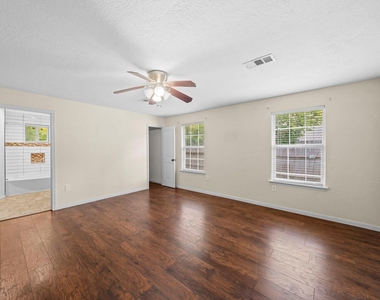 2821 Holman Street - Photo Thumbnail 20