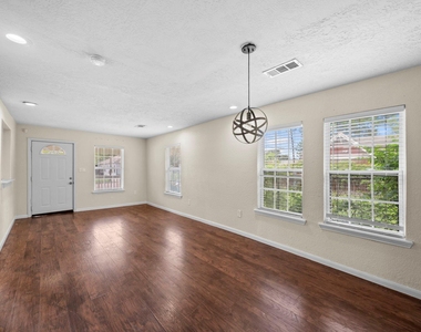 2821 Holman Street - Photo Thumbnail 6