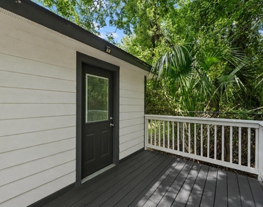 2821 Holman Street - Photo Thumbnail 3