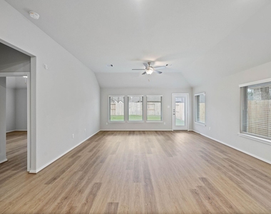 21610 Cascades Pass Court - Photo Thumbnail 2