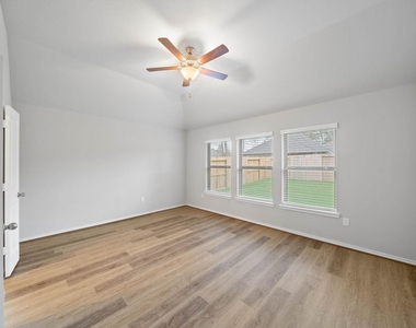 21610 Cascades Pass Court - Photo Thumbnail 3