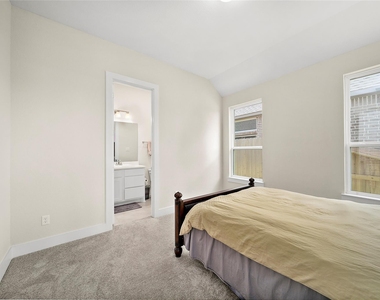 5914 Emerald Ranch Lane - Photo Thumbnail 20