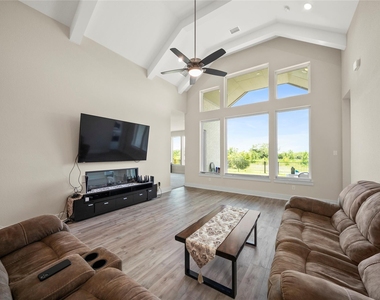 5914 Emerald Ranch Lane - Photo Thumbnail 7