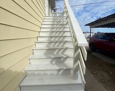 607 S Main Street - Photo Thumbnail 5