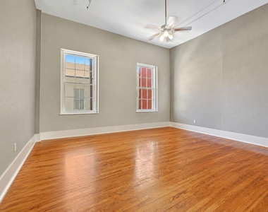 2119 Strand St - Photo Thumbnail 8