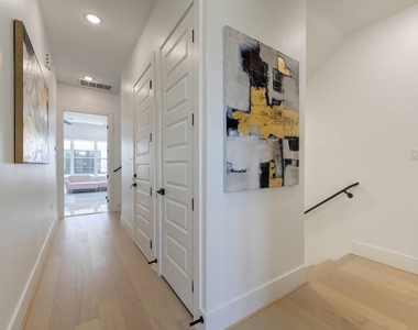 5702 Fairdale Ln - Photo Thumbnail 35