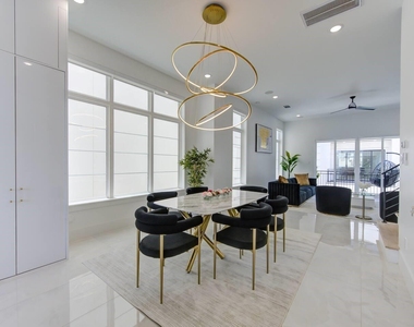 5702 Fairdale Ln - Photo Thumbnail 14