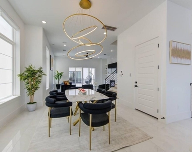 5702 Fairdale Ln - Photo Thumbnail 13