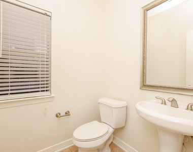 2814 Keagan Falls Drive - Photo Thumbnail 32
