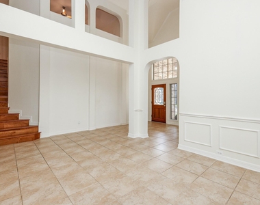 2814 Keagan Falls Drive - Photo Thumbnail 19