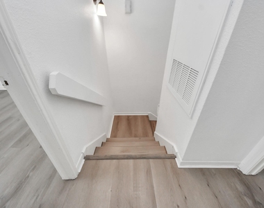 12500 Brookglade Circle - Photo Thumbnail 17