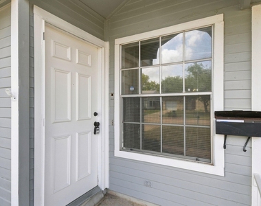 19459 Cypress Arbor Drive Drive - Photo Thumbnail 4