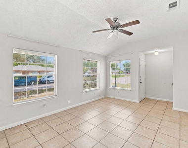 19459 Cypress Arbor Drive Drive - Photo Thumbnail 5