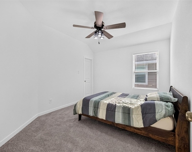 2206 Via Cami Lane - Photo Thumbnail 22