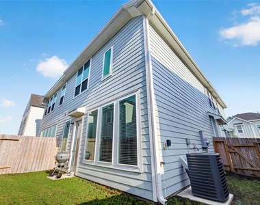 2206 Via Cami Lane - Photo Thumbnail 44