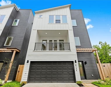 812 Elkhart Street - Photo Thumbnail 1