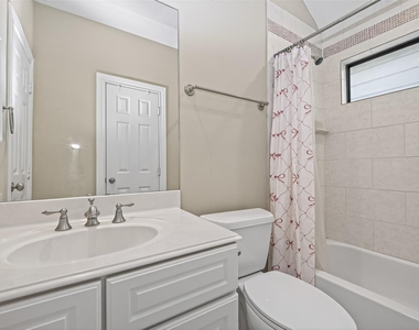 1804 Tuam Street - Photo Thumbnail 13