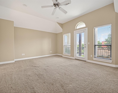 1804 Tuam Street - Photo Thumbnail 15