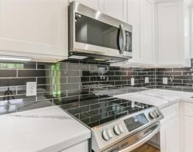 7330 Krueger Road - Photo Thumbnail 13
