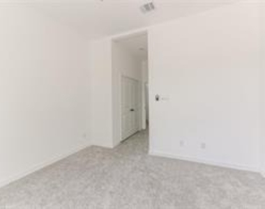 7330 Krueger Road - Photo Thumbnail 21