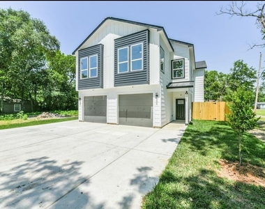 7330 Krueger Road - Photo Thumbnail 1