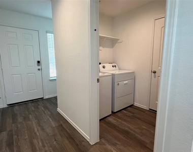 5434 Desert Glen Drive - Photo Thumbnail 1