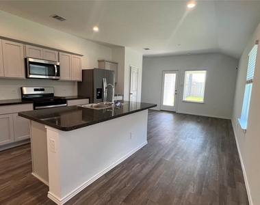 5434 Desert Glen Drive - Photo Thumbnail 4