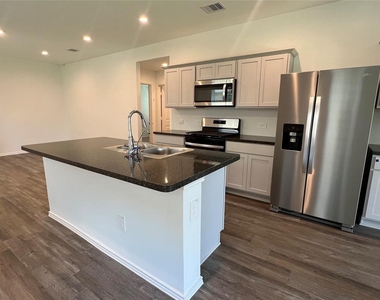 5434 Desert Glen Drive - Photo Thumbnail 5