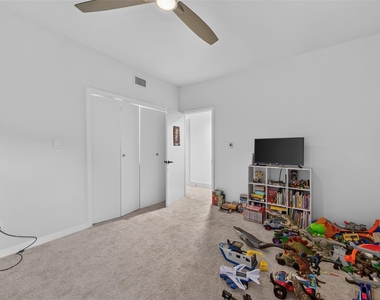 6000 Sugar Hill Drive - Photo Thumbnail 23