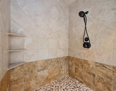 6000 Sugar Hill Drive - Photo Thumbnail 21