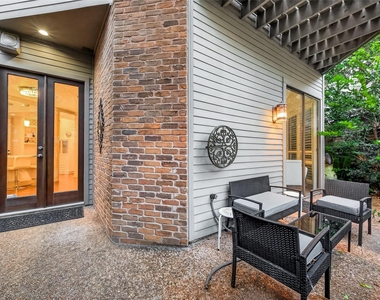 6000 Sugar Hill Drive - Photo Thumbnail 30