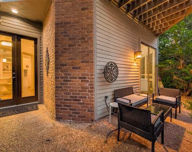 6000 Sugar Hill Drive - Photo Thumbnail 32