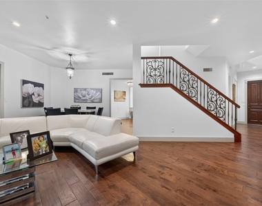 6000 Sugar Hill Drive - Photo Thumbnail 2